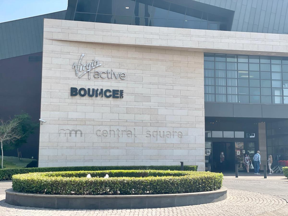 Menlyn Maine Trilogy Hotel Pretoria Exterior photo